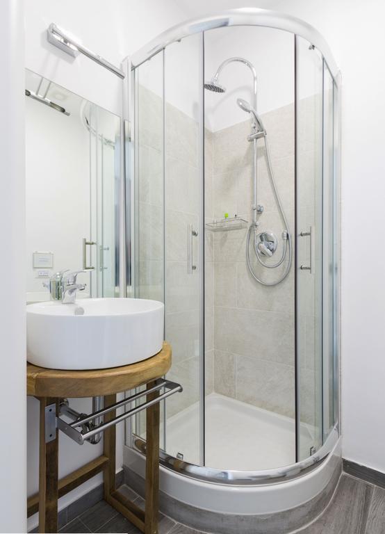 B&B In White 로마 객실 사진